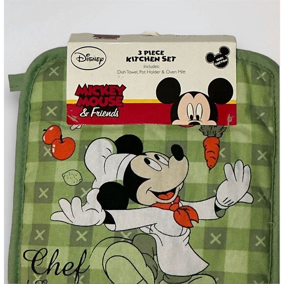 Mickey Mouse & Friends 3 Piece Kitchen Set Dish Towel, Pot Holder, & Oven Mitt - Picture 3 of 10